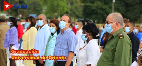 Graduación de la Universidad de Oriente: 158 Títulos de Oro, 54 Premios al Mérito Científico y Vanguardias Integrales. Imagen: Santiago Romero Chang.